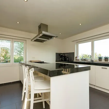 Opulent Villa With Terrace In Durbuy *