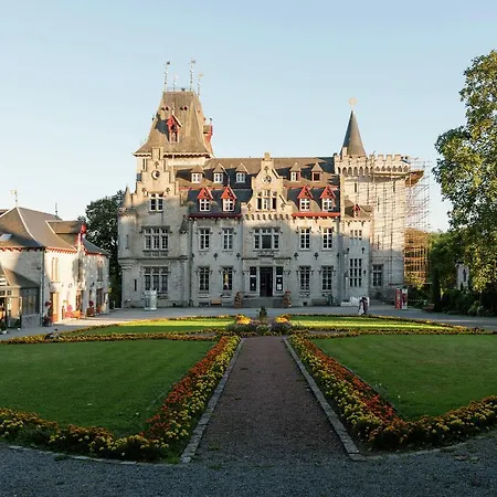 Opulent Villa With Terrace In Durbuy *